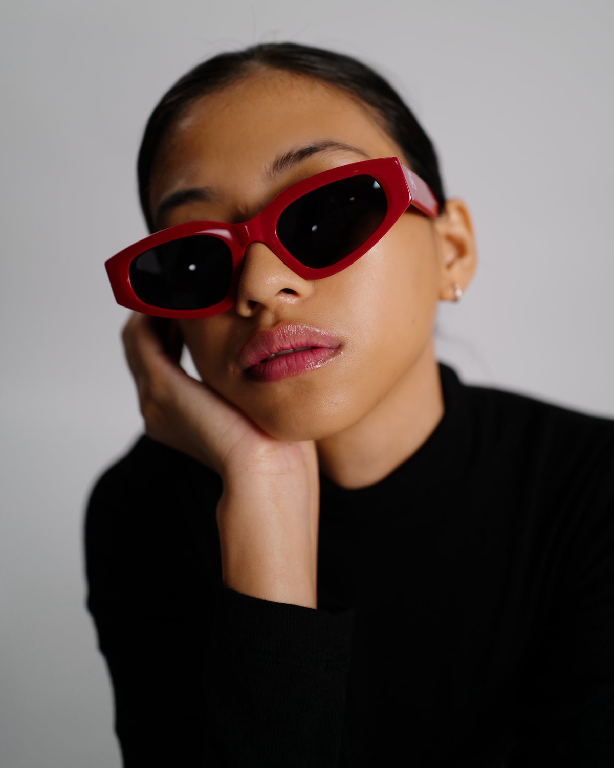 Oval Sunglass - Red