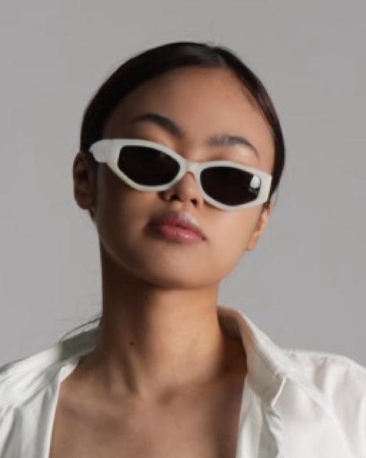 Oval Sunglass - White